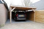 Grolloo 6 april 2019
Johan Derksen in de tuin van zijn huis na zijn ongeluk.