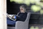 Grolloo 6 april 2019
Johan Derksen in de tuin van zijn huis na zijn ongeluk.