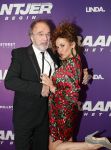 Amsterdam 15 april 2019
Premiere Baantjer in het nieuwe deLamar theater. katja Schuurman kwam met haar vader en vriend Freek v Noortwijk.