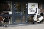 Naarden 4 april 2019
Viola Holt helpt  1 dag per week  in de kringloopwinkel in Naarden.