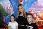 Amsterdam 7 april 2019
Premiere wonderpark in pathe arena. Lente Voorhoeve kwam met haar twee kinderen