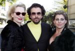 Hilversum 20 mei 2019
Coiffure awards in studio 21. Mari v d Ven kwam met twee vriendinnen