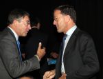 Den Haag, 8 Mei 2019
Uitreiking boek Elco Brinkman met de tekst: Bouwen en Bewaren
Mark Rutte met Maxime Verhagen