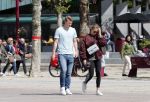 Amsterdam 10 mei 2019
AnneKee Molenaar is de nieuwe vriendin van Matthijs de Ligt. Ze wonen pas samen in hun nieuwe appartement.