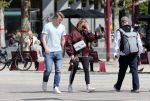 Amsterdam 10 mei 2019
AnneKee Molenaar is de nieuwe vriendin van Matthijs de Ligt. Ze wonen pas samen in hun nieuwe appartement.