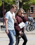 Amsterdam 10 mei 2019
AnneKee Molenaar is de nieuwe vriendin van Matthijs de Ligt. Ze wonen pas samen in hun nieuwe appartement.