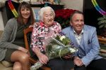 Aalsmeer 3 april 2019
Mevr Pieterson 100 jaar oud en 40 jaar story abonee