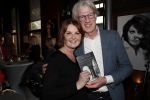 Amsterdam 18 april 2019
Uitreiking boek Patty Harpenau . Patty met haar uitgever