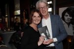Amsterdam 18 april 2019
Uitreiking boek Patty Harpenau . Patty met haar uitgever
