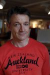 Amsterdam 15 april 2019
Boekpresentatie van Inge Ipenburg bij boekhandel Scheltema.
Simone Kleinsma krijgt het eerste exemplaar. Paul Groot