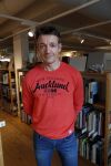 Amsterdam 15 april 2019
Boekpresentatie van Inge Ipenburg bij boekhandel Scheltema.
Simone Kleinsma krijgt het eerste exemplaar. Paul Groot