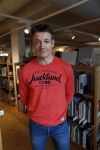 Amsterdam 15 april 2019
Boekpresentatie van Inge Ipenburg bij boekhandel Scheltema.
Simone Kleinsma krijgt het eerste exemplaar. Paul Groot