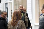 Amsterdam 9 mei 2019
Ruud Gullit en zijn vriendin Karin de Rooij komen replay tegen op de cornelis schuytstraat.
