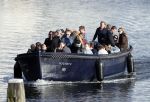 Amsterdam 9 mei 2019
Surpisefeestje voor Ruud de Wild georganiseerd door zijn ex vrouw Aafke.
Olcay Gulsen is eer natuurlijk bij. ze gingen varen met boot op grachten Amsterdam.