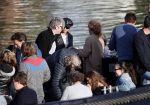 Amsterdam 9 mei 2019
Surpisefeestje voor Ruud de Wild georganiseerd door zijn ex vrouw Aafke.
Olcay Gulsen is eer natuurlijk bij. ze gingen varen met boot op grachten Amsterdam.