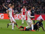 Amsterdam, 31 Maart 2019 AJAX-PSV, eindstand 3-1
Steven Bergwijn Dusan Tadic en Nico Tagliafico