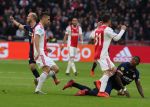 Amsterdam, 31 Maart 2019 AJAX-PSV, eindstand 3-1
Steven Bergwijn Dusan Tadic en Nico Tagliafico