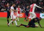 Amsterdam, 31 Maart 2019 AJAX-PSV, eindstand 3-1
Steven Bergwijn Dusan Tadic en Nico Tagliafico
