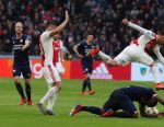 Amsterdam, 31 Maart 2019 AJAX-PSV, eindstand 3-1
Steven Bergwijn Dusan Tadic en Nico Tagliafico