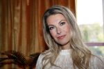 Amsterdam 7 mei 2019
Boekpresentatie Camilla Lackberg bij Mama Kelly in olympisch stadion.
aanwezig oa Daphne Deckers
Isa Hoes
Heleen van Royen
Anna Drijver
Marion Pauw
Susan Smit
Moniqiue des Bouvrie
Patricia Snel
Marlies Dekkers
Inge Ipenburg
