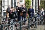 Amsterdam 1 april 2019
Thierry Baudet met â€¦. op straat in Amsterdam.
