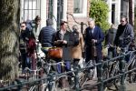 Amsterdam 1 april 2019
Thierry Baudet met â€¦. op straat in Amsterdam.