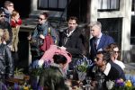 Amsterdam 1 april 2019
Thierry Baudet met â€¦. op straat in Amsterdam.