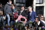 Amsterdam 1 april 2019
Thierry Baudet met â€¦. op straat in Amsterdam.