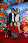 Amsterdam 7 april 2019
Premiere wonderpark in pathe arena. Tim Douwsma met vriendin en kleine kindeen van vrienden