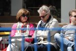 Amsterdam 11 mei 2019
Tom Egbers en Janke Dekker op terras op de beethovenstraat.