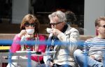 Amsterdam 11 mei 2019
Tom Egbers en Janke Dekker op terras op de beethovenstraat.