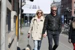 Amsterdam 11 april 2019
Wendy v Dijk met haar man Erland Galjaard en hun hondje in Amsterdam zuid.