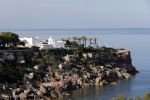 Ibiza 4 mei 2019
Het huis van Wesley Sneijder en Yolanthe Sneijder Cabau aan de baai van Cala Tarida op ibiza.