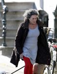 Amsterdam 1 april 2019
Yvonne Kroonenberg wandelen met haar hondje op de utrechtsestraat.