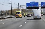 Amsterdam 20 april 2020
Ambulance met politiebegeleiding op A10