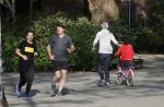 Amsterdam 24 april 2020
Beau en Selly v Erven Dorens aan het hardlopen in het vondelpark.