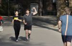 Amsterdam 24 april 2020
Beau en Selly v Erven Dorens aan het hardlopen in het vondelpark.