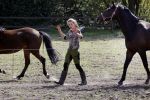 Tynaarlo 16 april 2020
Boerin Annemiek van boer zoekt vrouw .