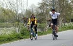 Abcoude 18 april 2020
Dylan Groenewegen , de snelste wielrenner ter wereld aan het trainen in Abcoude .