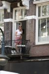 Amsterdam 23 april 2020
Felice Bakker op haar balkon in Amsterdam zuid
