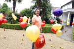 Aalsmeer 29 april 2020
Gerard Joling viert thuis zijn 60e verjaardag.
