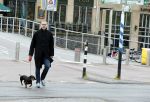 Amsterdam 28 april 2020
Hans Kesting laat zijn hond uit