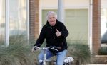 Noordwijk 20 april 2020
Harry mens op de fiets in het centrum van Noordwijk