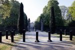 Den Haag 27 april 2020
ivm het corona virus is koningsdag in Maastricht afgelast en vieren Koning Willem Alexander Koningin Maxim en hun dochter prinses Amalia en Ariane de verjaardag van WA op paleis huis ten Bosch.