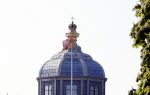 Den Haag 27 april 2020
ivm het corona virus is koningsdag in Maastricht afgelast en vieren Koning Willem Alexander Koningin Maxim en hun dochter prinses Amalia en Ariane de verjaardag van WA op paleis huis ten Bosch.