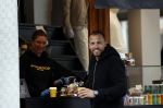 Amsterdam 18 april 2020
Johnny Heitinga haalt koffietje op straat