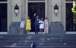 Den Haag 27 april 2020
ivm het corona virus is koningsdag in Maastricht afgelast en vieren Koning Willem Alexander Koningin Maxim en hun dochter prinses Amalia en Ariane de verjaardag van WA op paleis huis ten Bosch.