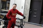 Amsterdam 25 april 2020
Martijn Lusink als fietskoerier voor OGER