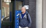 Amsterdam 24 april 2020
acteur Michiel Nooter op straat in Amsterdam