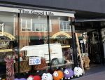 Noordwijk 20 april 2020
De zus van Martien Meiland Nelleke Meiland heeft een winkel en woont in Noordwijk.